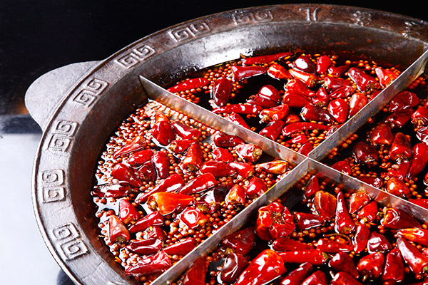 重庆崽儿火锅：色彩搭配技巧要点