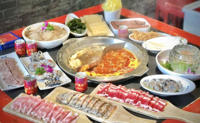 投资大龙燚火锅好不好，多个方面给出答案