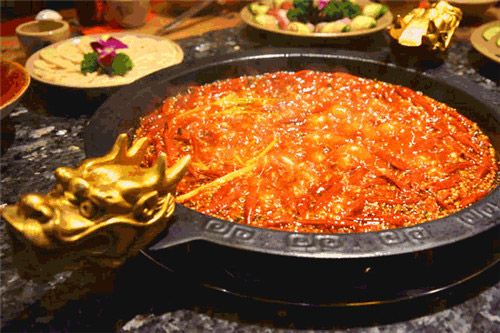 餐饮投资创业，成都龙湾码头火锅全程给你保驾护航