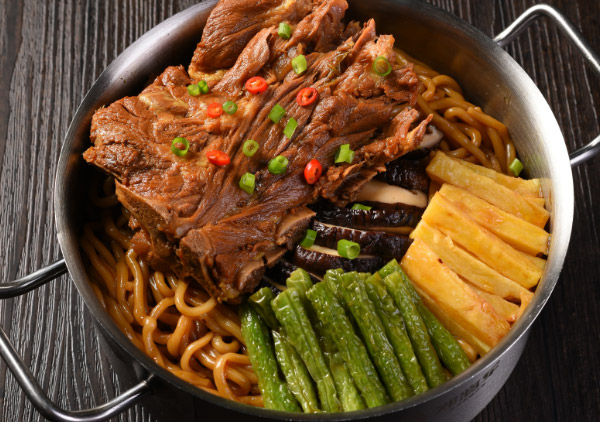 强记清汤黄牛肉加盟