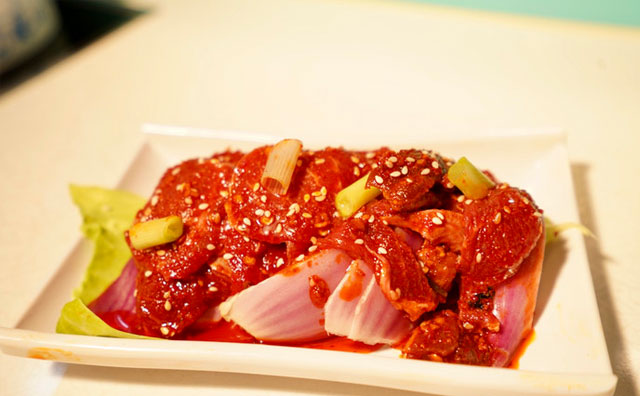 旋转小火锅生意淡了怎么办，让这些方案来帮你