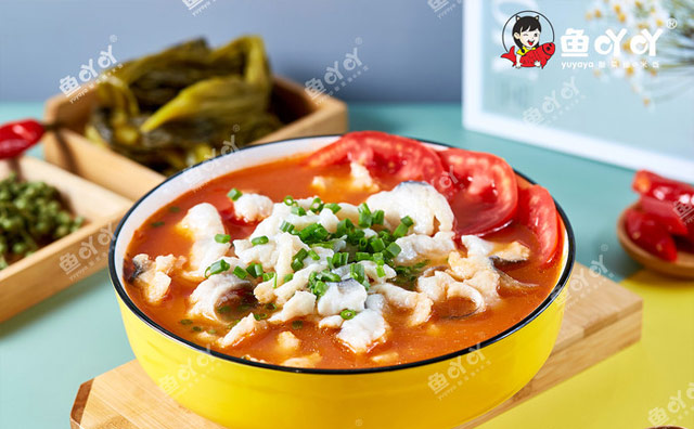 鱼吖吖酸菜鱼米饭，打破传统酸菜鱼模式，时尚快餐的新主流