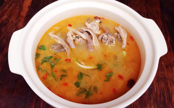 淼鑫猪肚鸡火锅，中国 的养生火锅