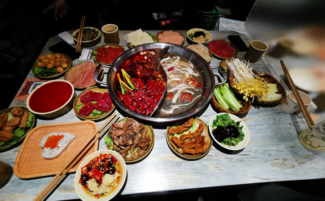 牵肠挂肚市井火锅，让人爱不释手的牵肠挂肚市井火锅味道