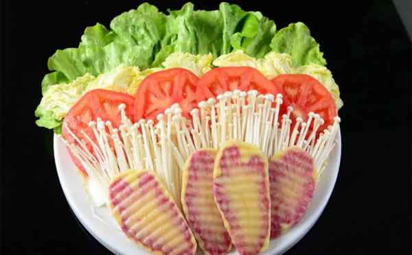 如何让一个新品牌火热并持续火热，记江南鲜火锅——鲜货俚