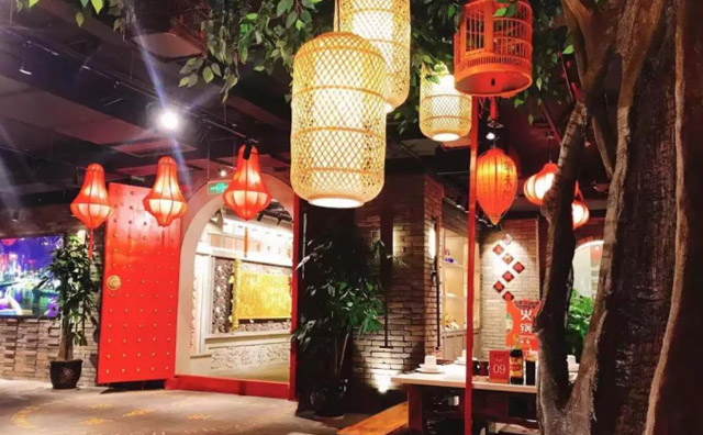 重庆九宫格老火锅加盟，朝天门有这几大优势