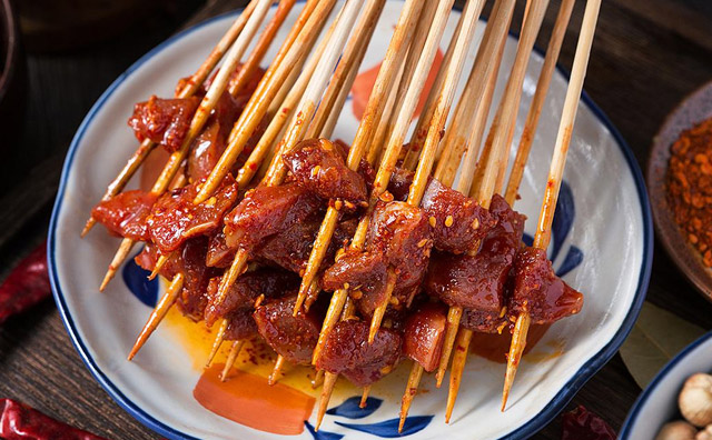 火锅串串店当中员工流动性大的处理方法