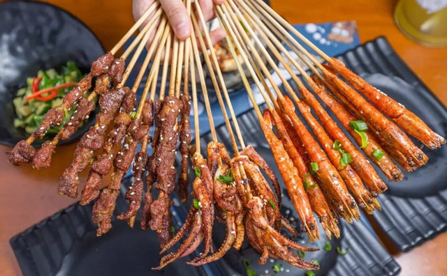 开烧烤店需要的设备和价格，餐饮小白需看