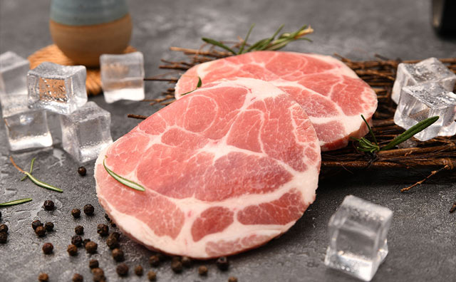 诗雅家烤肉，新鲜原切，现拌现烤