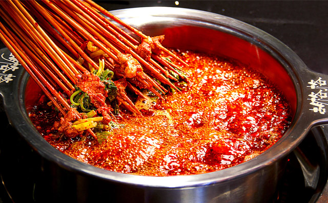 串串火锅一年能赚多少钱，一天的盈利如何