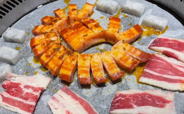 三肥两瘦烤肉，特色五花烤肉