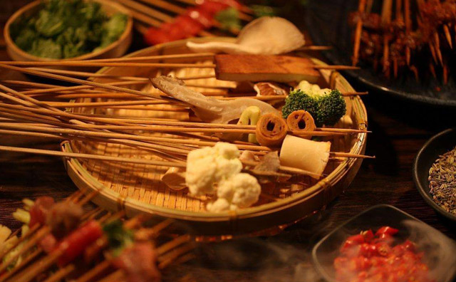 怎样进行串串香加盟才可以保证大家后期的基本收入