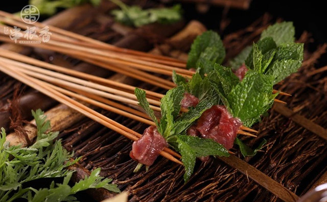 华阳串根香，针对客户类型，选择适当服务