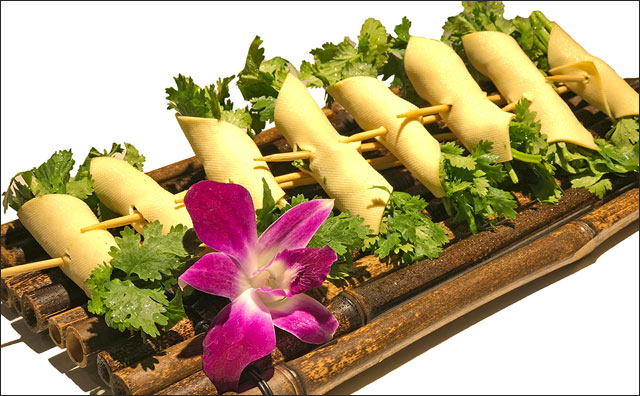 排队2小时都要吃的串串香，华阳串根香到底有什么魅力？