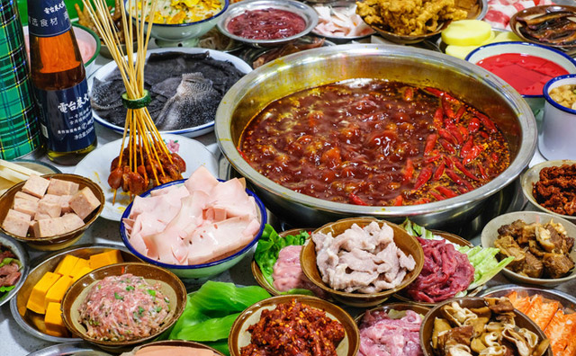 电台巷火锅，让人魂牵梦萦的肉嘎嘎