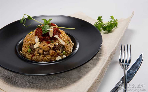 �����������ʳ�����ĳ���ÿһ�ݷ�