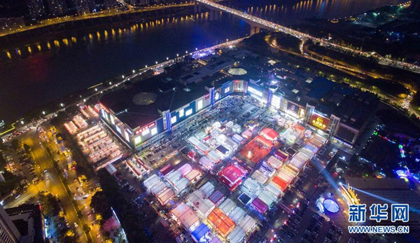 ��ģ�Ӵ�Ļ����ҵʢ��