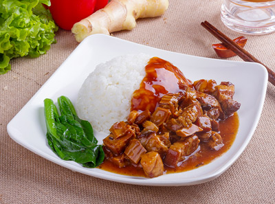 花悦溪红烧牛腩饭