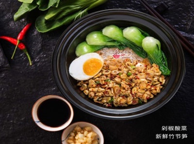 香他她煲仔饭加盟_香他她煲仔饭加盟费用_加