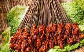 签佰度串串火锅，边吃边涮乐趣十足，惊艳美食界