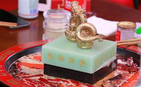 重庆正宗老火锅加盟店装修大概费用介绍