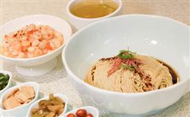 疫情之下，餐饮业到底该何去何从？