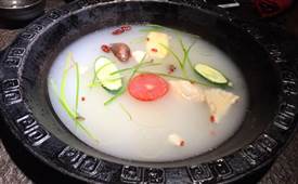 蒸汽火锅汤底都有哪些汤底，六种常见火锅汤底制作方法大公开